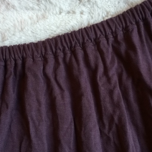 🖥CYBER MONDAY🖥 {UO} deep purple flowy off shoulder top - Picture 4 of 5